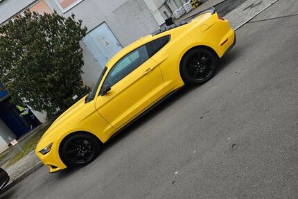Ford Mustang 83.108 km 22.999 &euro; Berlin 12103