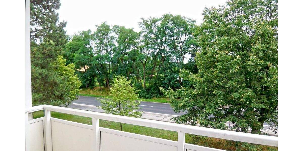 Etagenwohnung Lohsa Hermsdorf/Spree - 3 Zimmer, 61 m&sup2;, 59.000&euro; | Angebot:25696426