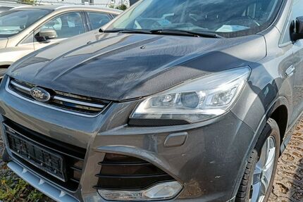 Ford Kuga 144.000 km 6.990 &euro; ensdorf 66806
