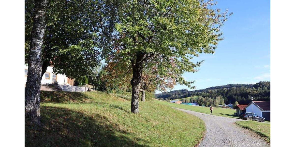 Schönes Grundstück in sonniger Aussichtslage zimmer