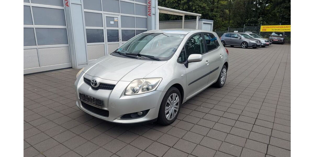 Toyota Auris 210.227 km 3.950 &euro; Fulda 36043