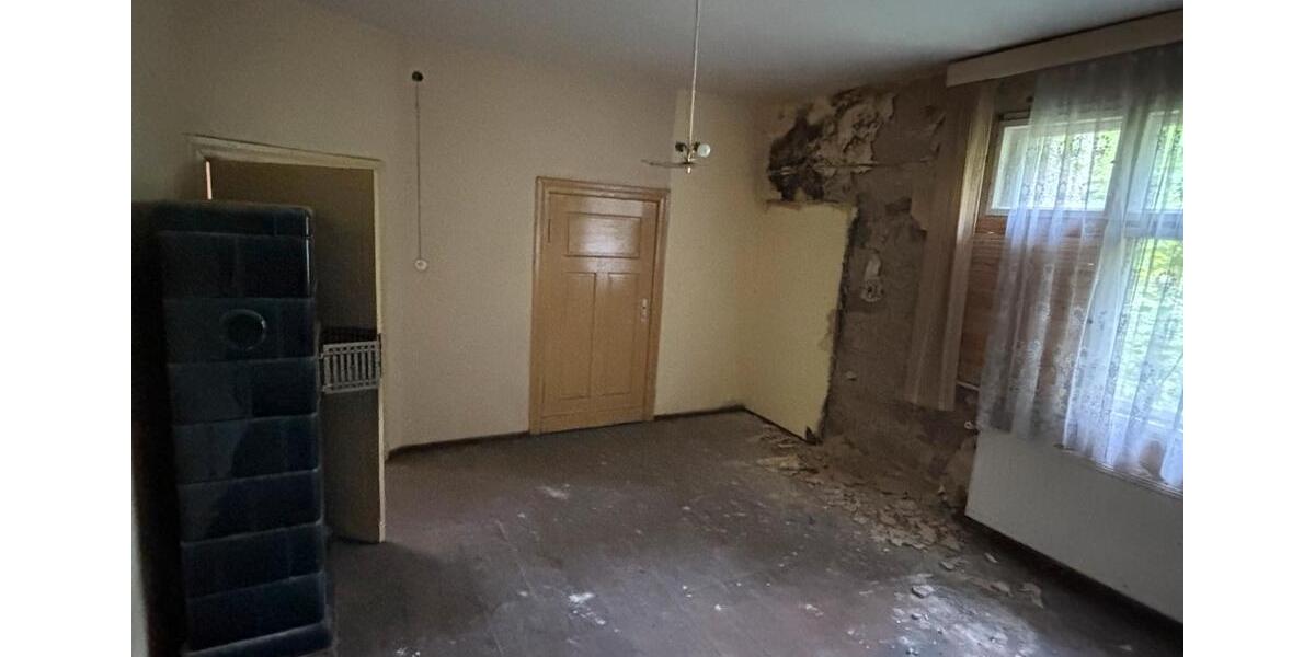 Einfamilienhaus Wandlitz - 8 Zimmer, 180 m&sup2;, 315.000&euro; | Angebot:25990785