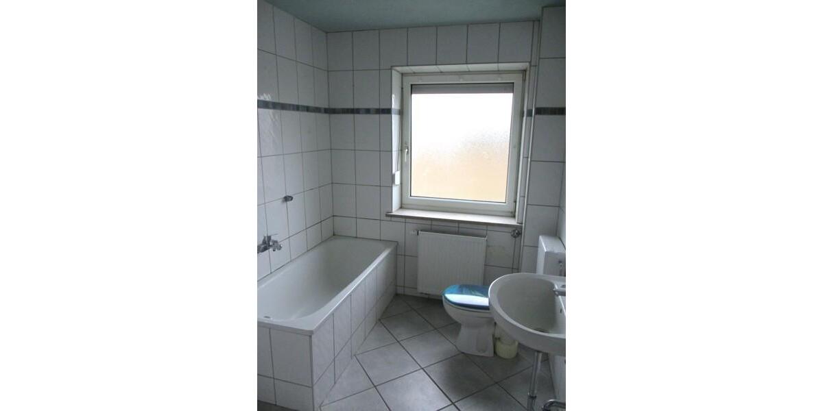 Etagenwohnung Freilassing - 3 Zimmer, 73 m&sup2;, 877&euro; | Angebot:26307561