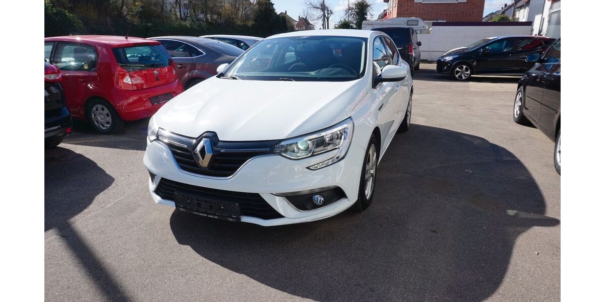Renault Megane 98.800 km 8.250 &euro; Böblingen 71032