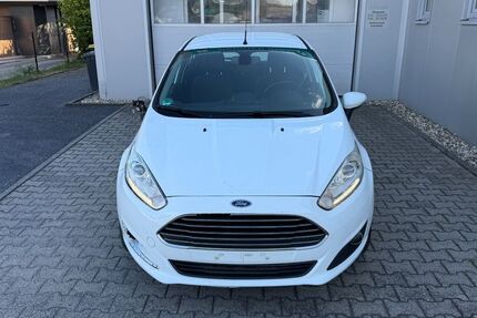 Ford Fiesta 186.000 km 2.799 &euro; GELDERN 47608