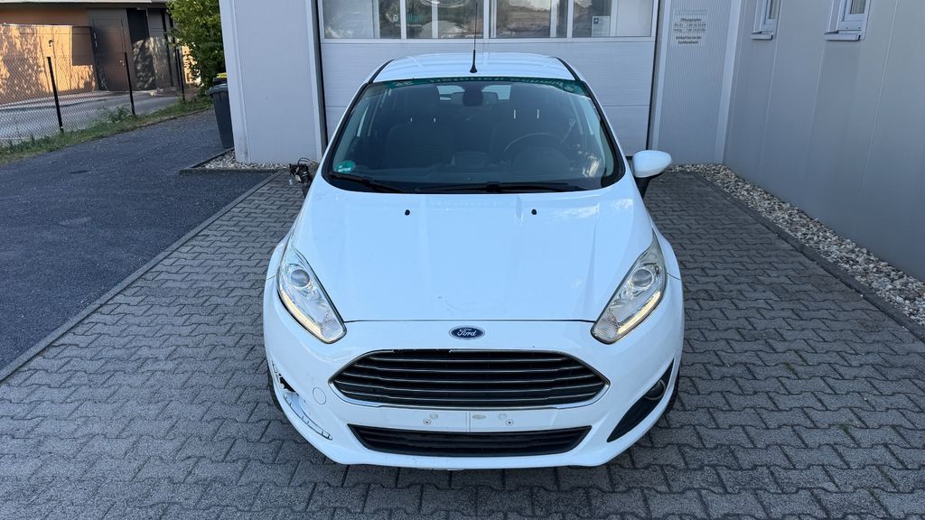 Ford Fiesta 186.000 km 2.799 &euro; GELDERN 47608