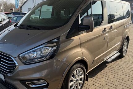 Ford Tourneo Custom 126.000 km 26.990 &euro; Osnabrück 49088