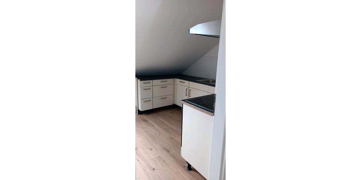 Dachgeschoßwohnung Ottersberg - 3 Zimmer, 83 m&sup2;, 850&euro; | Angebot:26655671