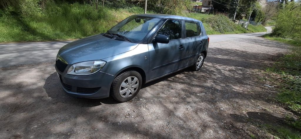 Skoda Fabia 50.600 km 5.800 &euro; Gera 07545