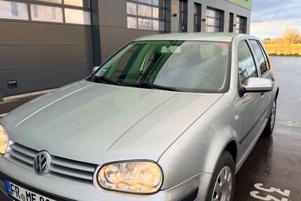 VW Golf 157.000 km 2.499 &euro; Neuenburg am Rhein 79395