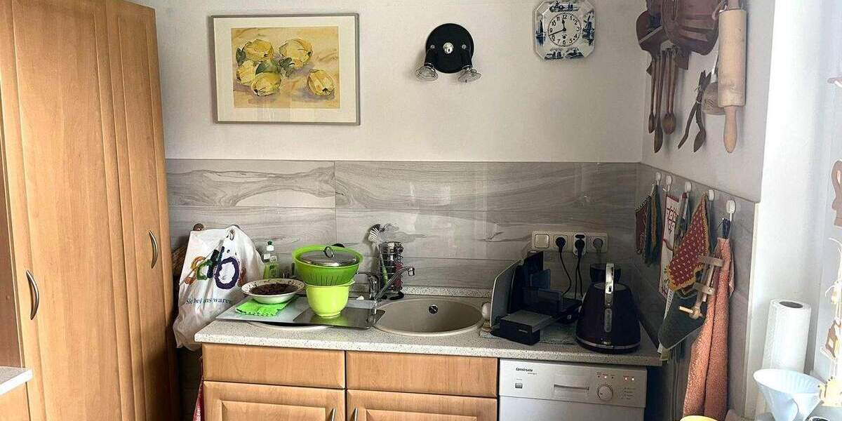 Doppelhaushälfte Sonneberg Oberlind - 6 Zimmer, 110 m&sup2;, 275.000&euro; | Angebot:25302323