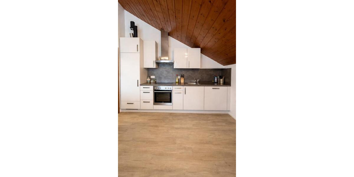 Dachgeschoßwohnung Bad Säckingen - 2.5 Zimmer, 80 m&sup2;, 750&euro; | Angebot:26326730