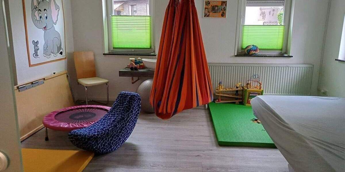 Gewerbeobjekt Sankt Ingbert Rohrbach - 9 Zimmer, 280 m&sup2;, 249.000&euro; | Angebot:26584601