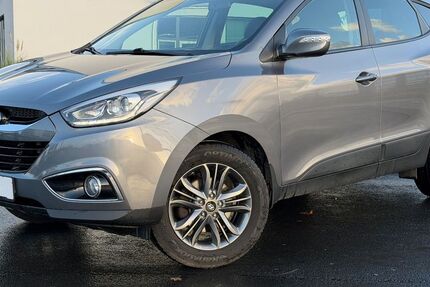 Hyundai ix35 108.000 km 9.999 &euro; Köln (Ostheim) 51107