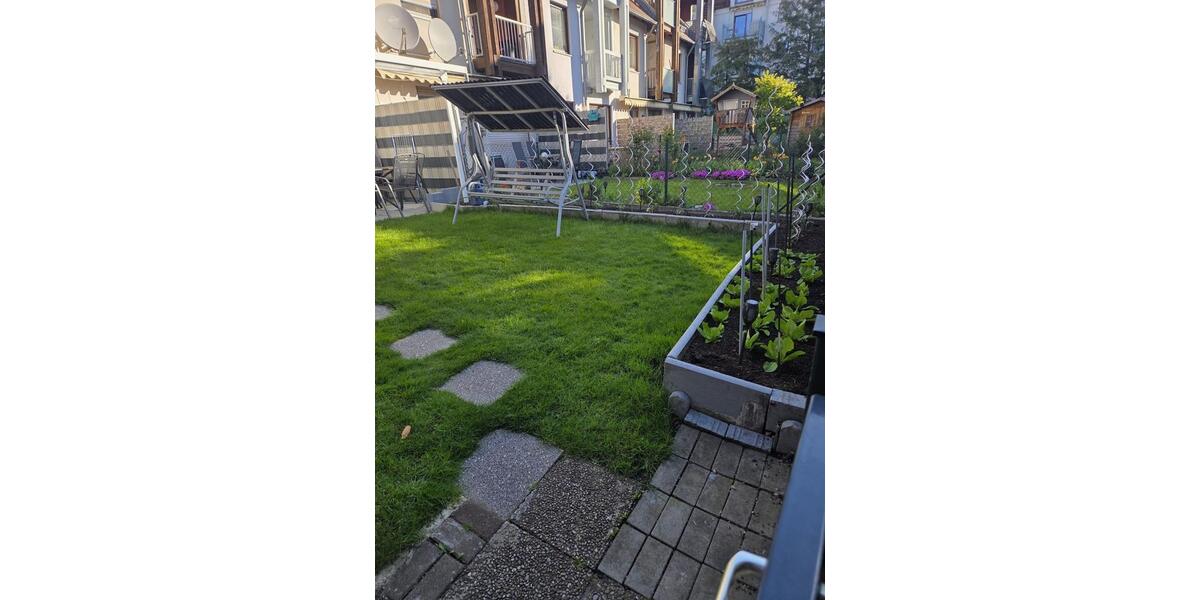 Reihenhaus Augsburg Oberhausen - 6 Zimmer, 160 m&sup2;, 740.000&euro; | Angebot:26382880