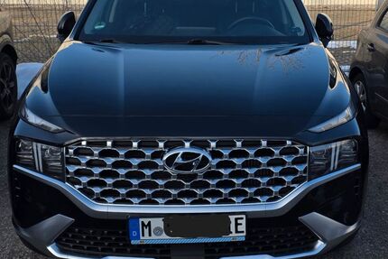 Hyundai SANTA FE 21.700 km 36.500 &euro; München 80637