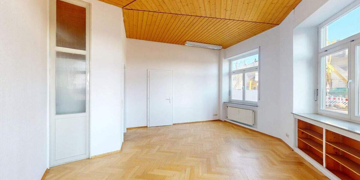 Wohn- und Geschäftshaus mit Gewerbe im EG und zwei großzügigen Wohnungen in Bahnhofsnähe zimmer