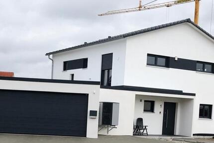 Haus Neuburg an der Donau - 6 Zimmer, 165 m&sup2;, 720.000&euro; | Angebot:27084166