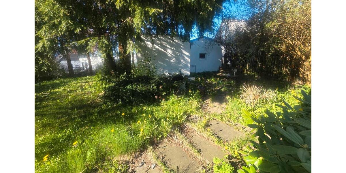 Einfamilienhaus Helmbrechts - 10 Zimmer, 200 m&sup2;, 170.000&euro; | Angebot:24239247
