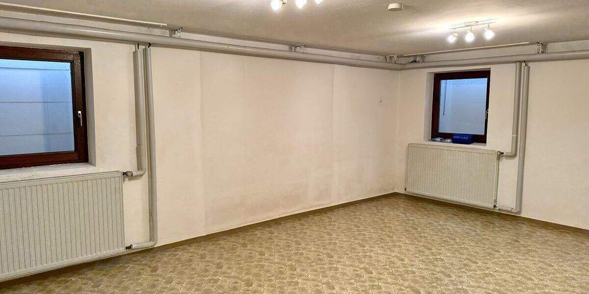 Einfamilienhaus Vöhringen - 7 Zimmer, 201 m&sup2;, 549.000&euro; | Angebot:24855518
