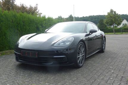 Porsche Panamera 124.154 km 67.500 &euro; Winterberg 59955
