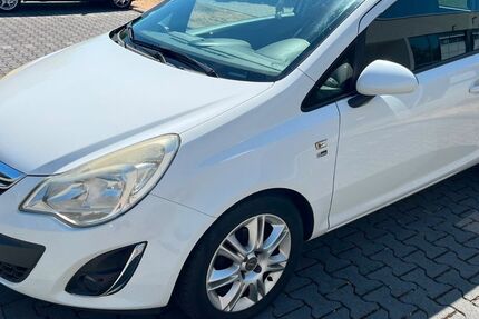 Opel Corsa 163.000 km 2.300 &euro; Kelkheim 65779