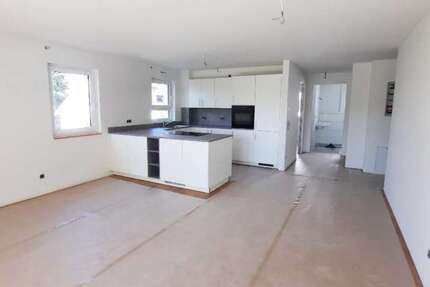 Wohnung Backnang - 4 Zimmer, 97 m&sup2;, 1.580&euro; | Angebot:25385521