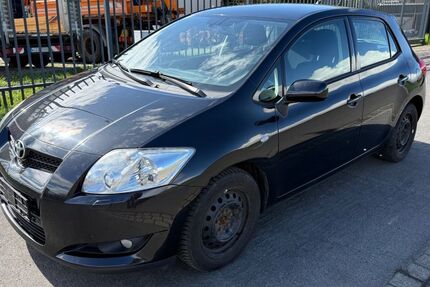 Toyota Auris 181.600 km 6.900 &euro; Hanau 63452
