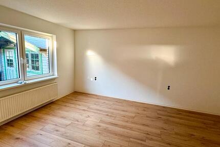 Sandkrug - 5-Zimmer Haus mieten - 2x WC - Küche - Garten 5 zimmer