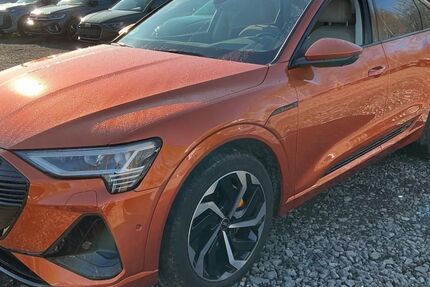 Audi e-tron 52.102 km 39.990 &euro; Nabburg 92507