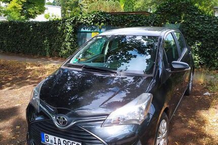 Toyota Yaris 70.000 km 8.000 &euro; Berlin 13587