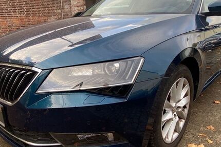 Skoda Superb 80.000 km 18.490 € Berlin-Lichtenberg 10365