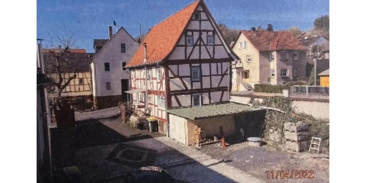 Einfamilienhaus Nidda - 7 Zimmer, 192 m&sup2;, 285.000&euro; | Angebot:27015837
