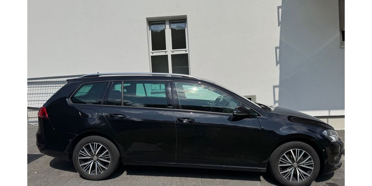 VW Golf 200.000 km 6.500 &euro; Albstadt 72461