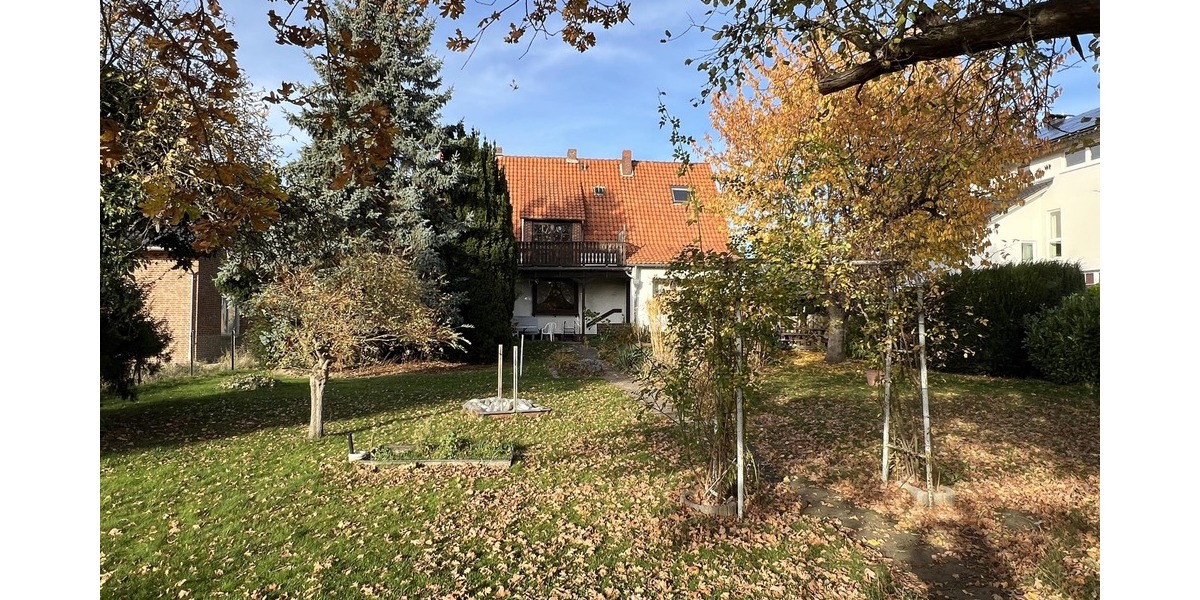 Großzügiges Wohnhaus mit Traumgarten - Zweifamilienhaus Harsum Harsum | Angebot:26480109