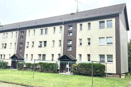 Stadt nah & im Grünen-frisch renovierte 2-Zimmer-Wohnung mit Garten ab sofort frei! 2 zimmer
