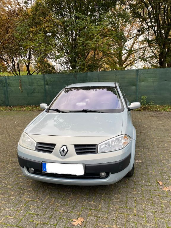 Renault Megane 96.000 km 3.500 € Duisburg 47053