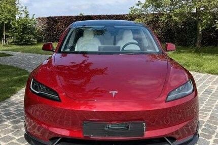 Tesla Model 3 18.000 km 27.800 &euro; Kirchhain 35274
