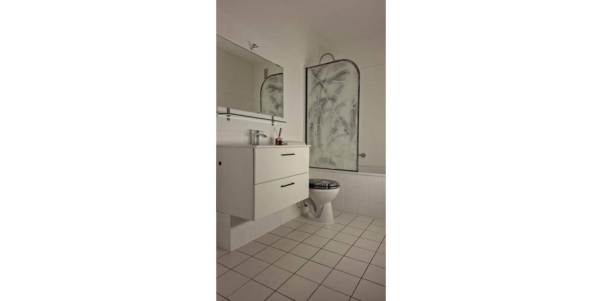 Dachgeschoßwohnung Bremen Blumenthal - 3 Zimmer, 72 m&sup2;, 175.000&euro; | Angebot:25178673