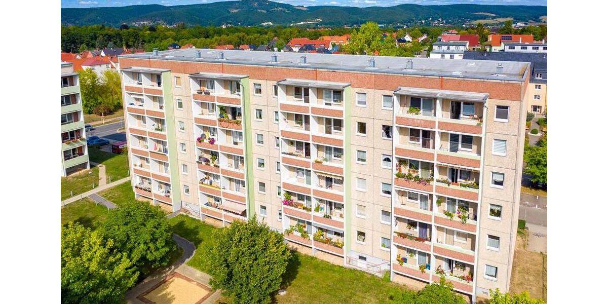 Etagenwohnung Saalfeld (Saale) - 3 Zimmer, 69 m&sup2;, 370&euro; | Angebot:26365478