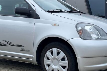 Toyota Yaris 165.000 km 2.000 &euro; Dessau-Roßlau 06847