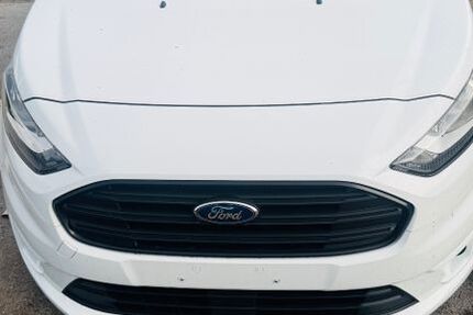 Ford Tourneo Connect 243.900 km 5.200 &euro; Oberhausen 46117