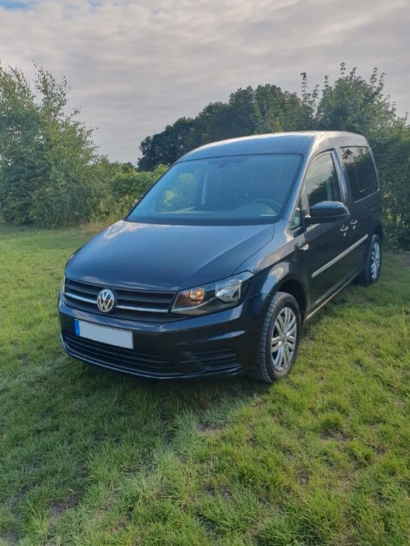 VW Caddy 130.000 km 17.500 € Neustadt 31535