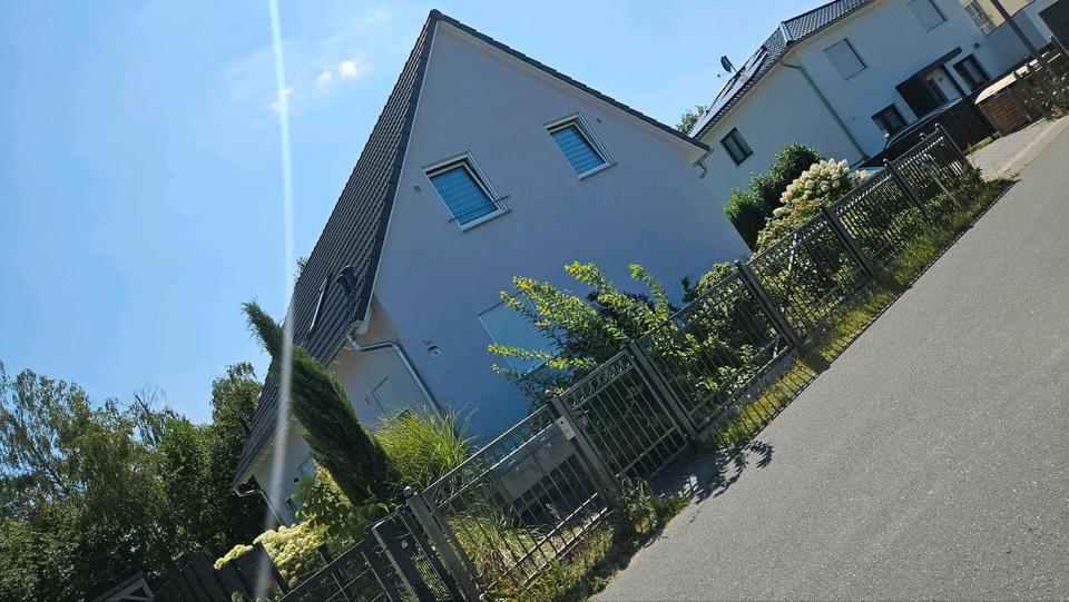 Dachgeschoßwohnung Jüterbog - 4 Zimmer, 84 m&sup2;, 1.399&euro; | Angebot:27623146