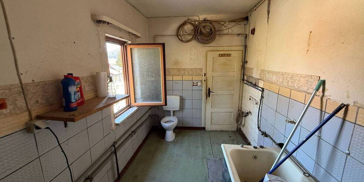 Etagenwohnung Walldorf Walldorf - 7 Zimmer, 118 m&sup2;, 19.900&euro; | Angebot:26260012