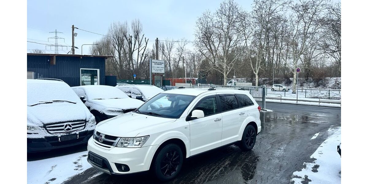 Fiat Freemont 180.000 km 9.999 &euro; Frankfurt am Main 60486