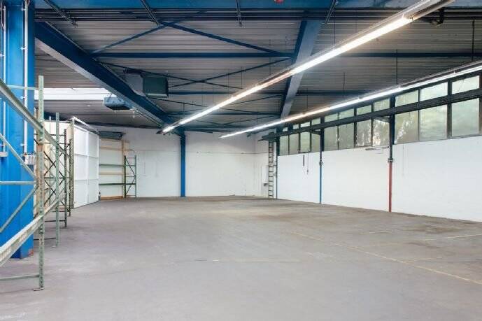 Lagerhalle, Produktionshalle, zentral gelegen 270qm