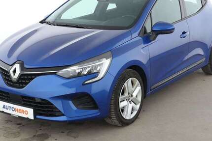 Renault Clio 76.642 km 12.090 &euro; Hamburg 22529