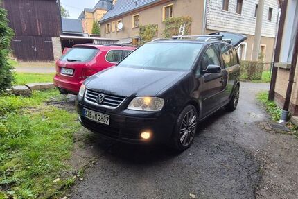 VW Touran 280.000 km 2.600 € Lauter 08315