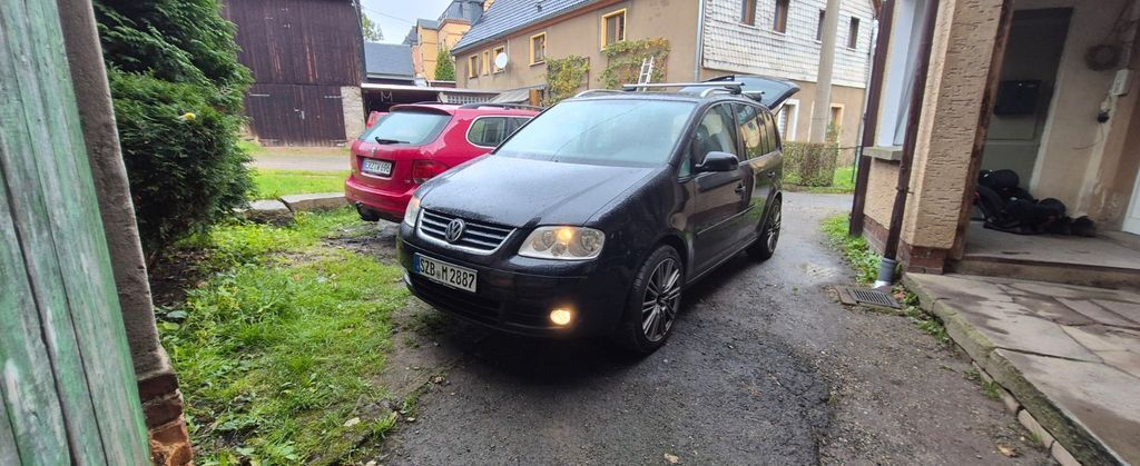 VW Touran 280.000 km 2.800 € Lauter 08315